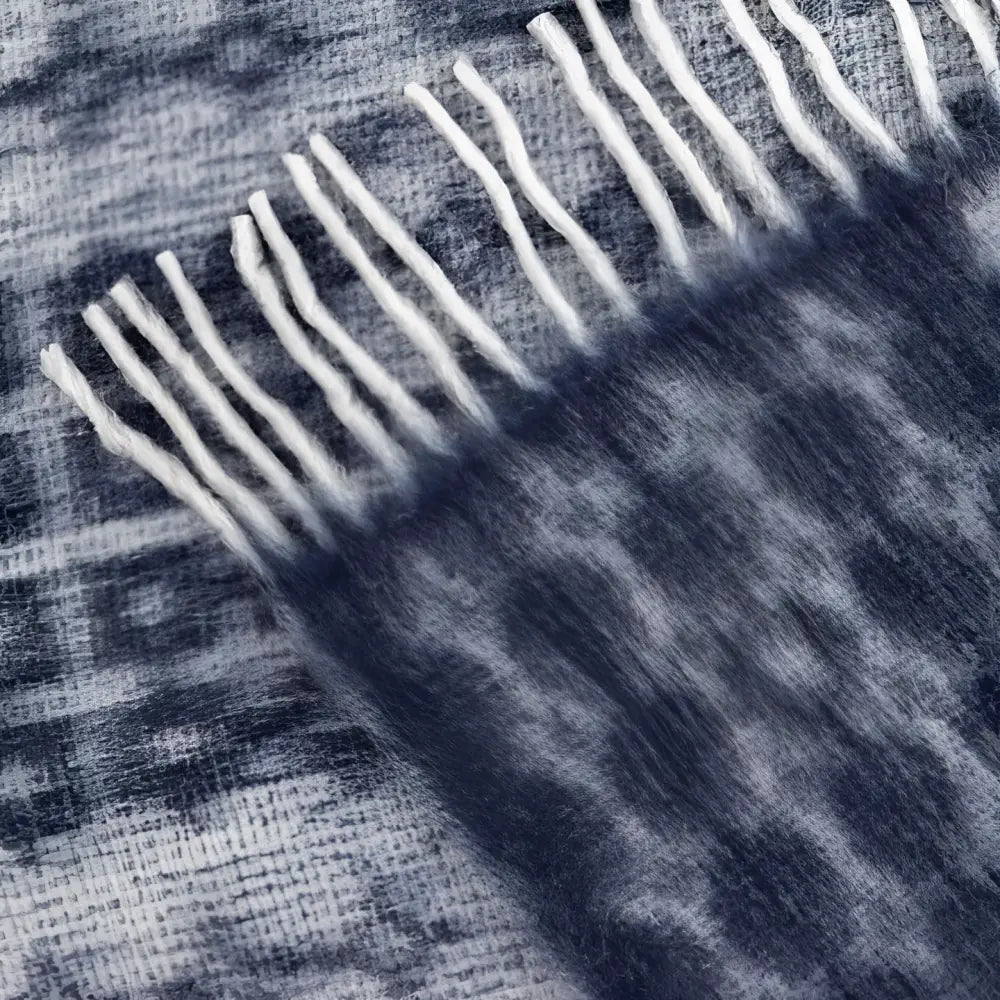 Caernarforn Throw Ink image 3