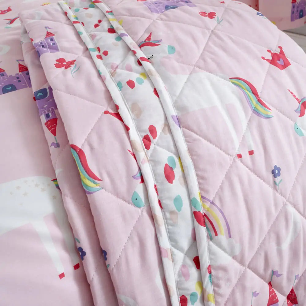 Castle Unicorn Quilted Throw