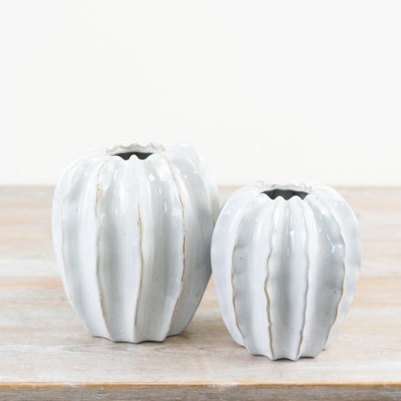 Medium Off White Pod-Shaped Vase