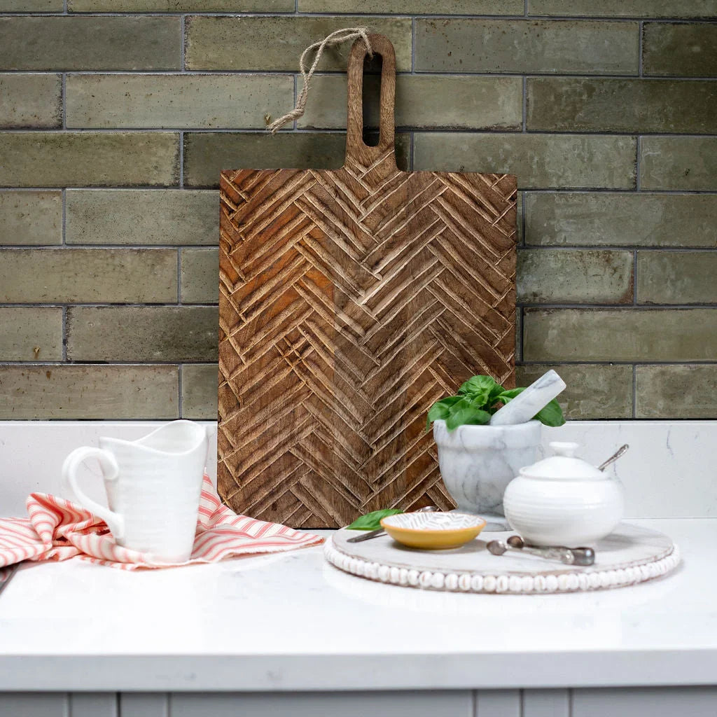 Kitchen & Dining