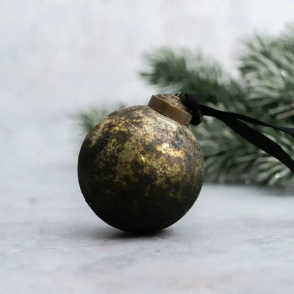 2’’ Kaitoke Patina Bauble