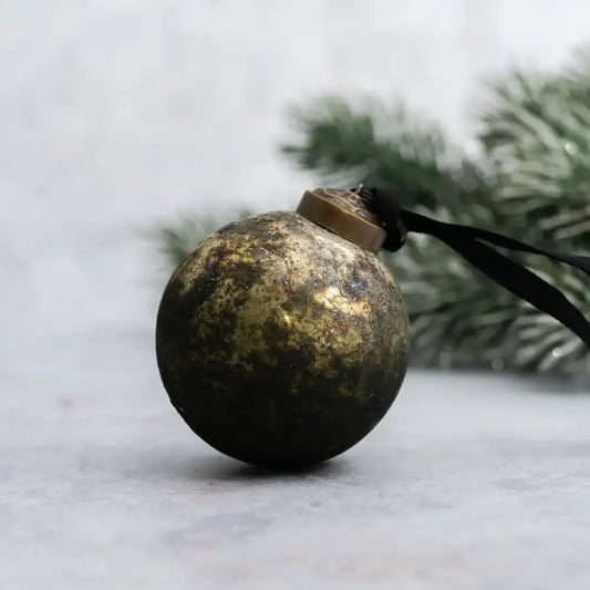 2’’ Kaitoke Patina Bauble