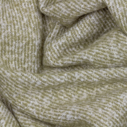 Isla Woven Tasselled Throw Green