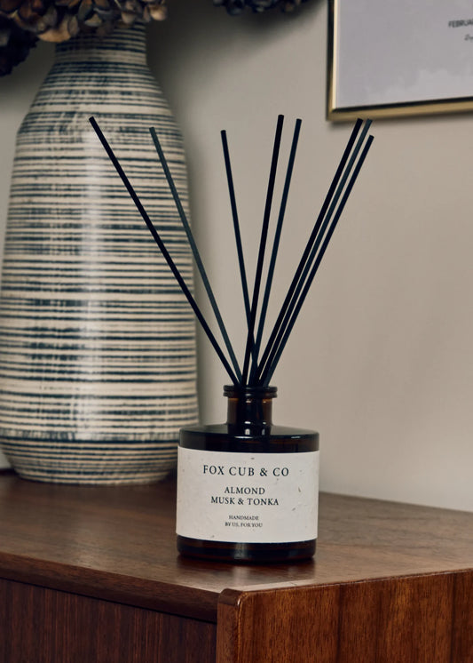 Almond, Musk & Tonka Reed Diffuser image 0
