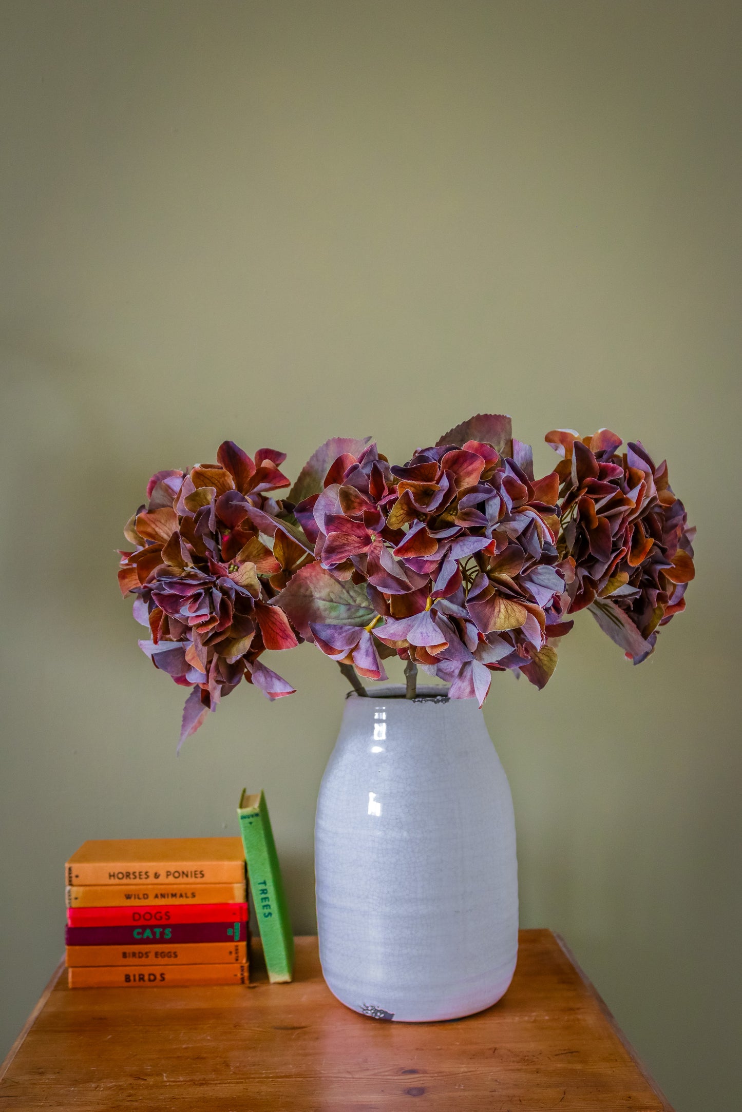 Mixed Autumn Browns Single Hydrangea Stem