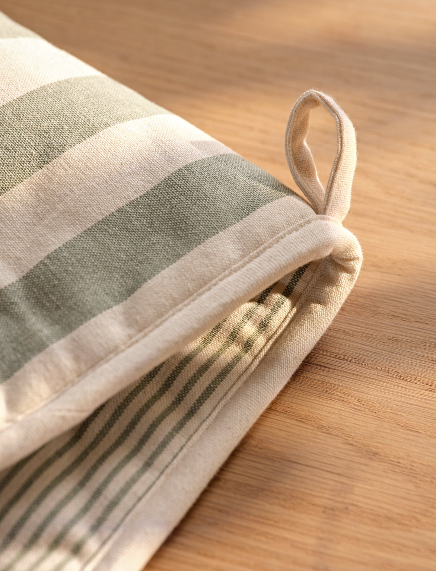 Harlton Wide Stripe Oven Glove Rosemary