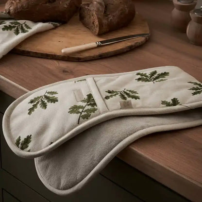 Acorn & Oak Leaves Double Oven Glove image 1