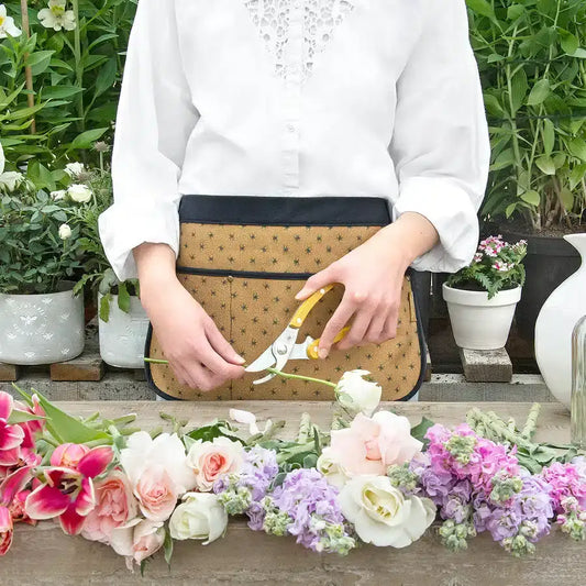 Bees Garden Belt Apron image 1