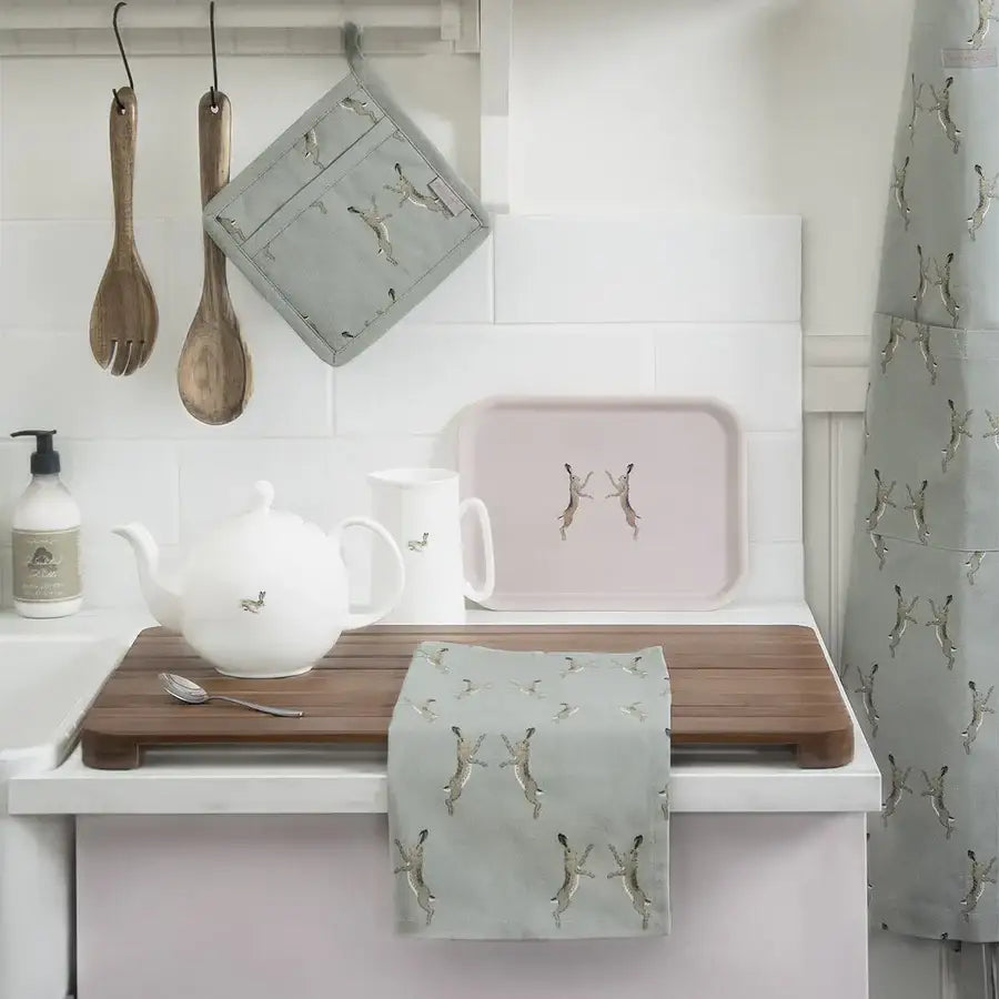 Boxing Hares Pot Grab image 1