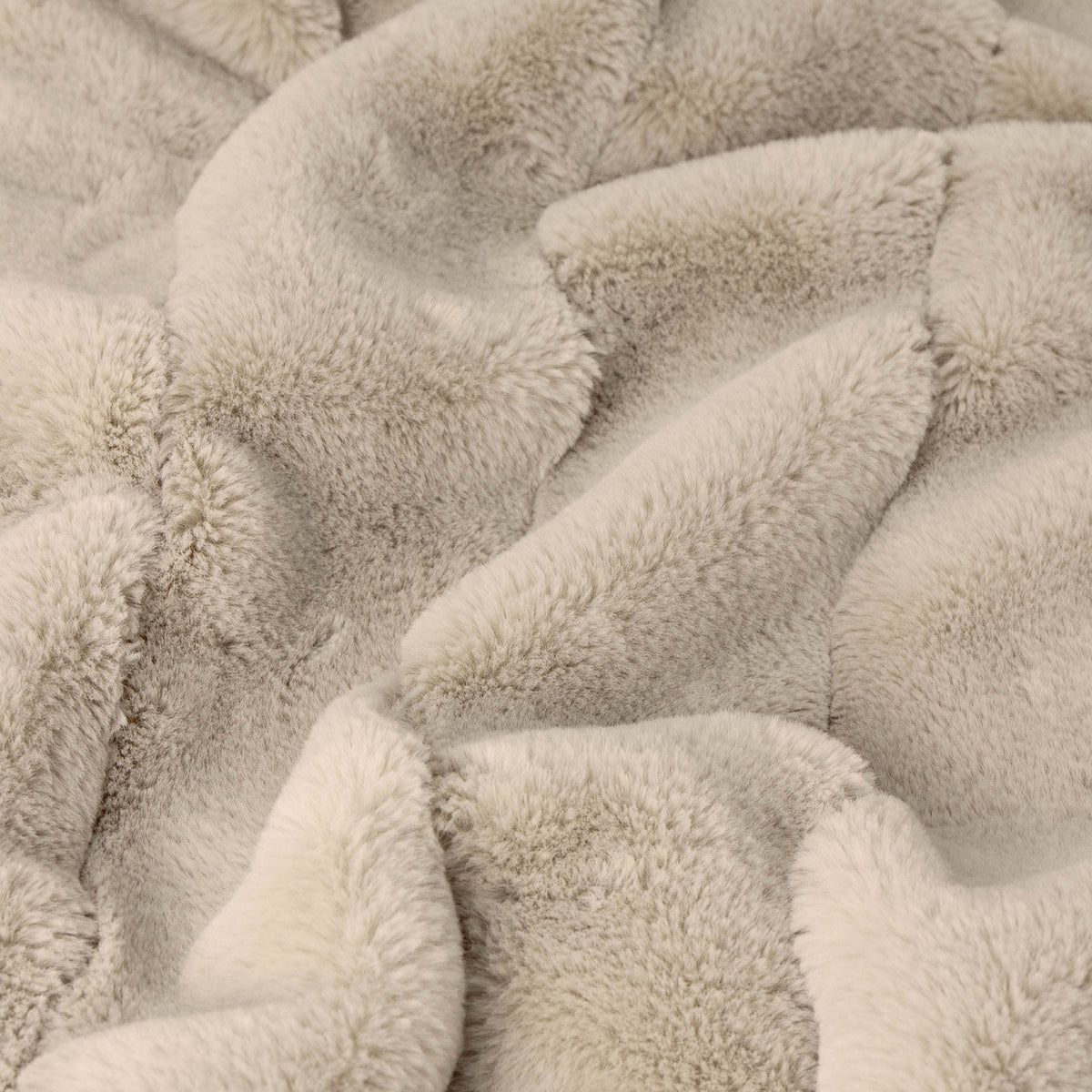 Empress Faux Fur Throw Oat