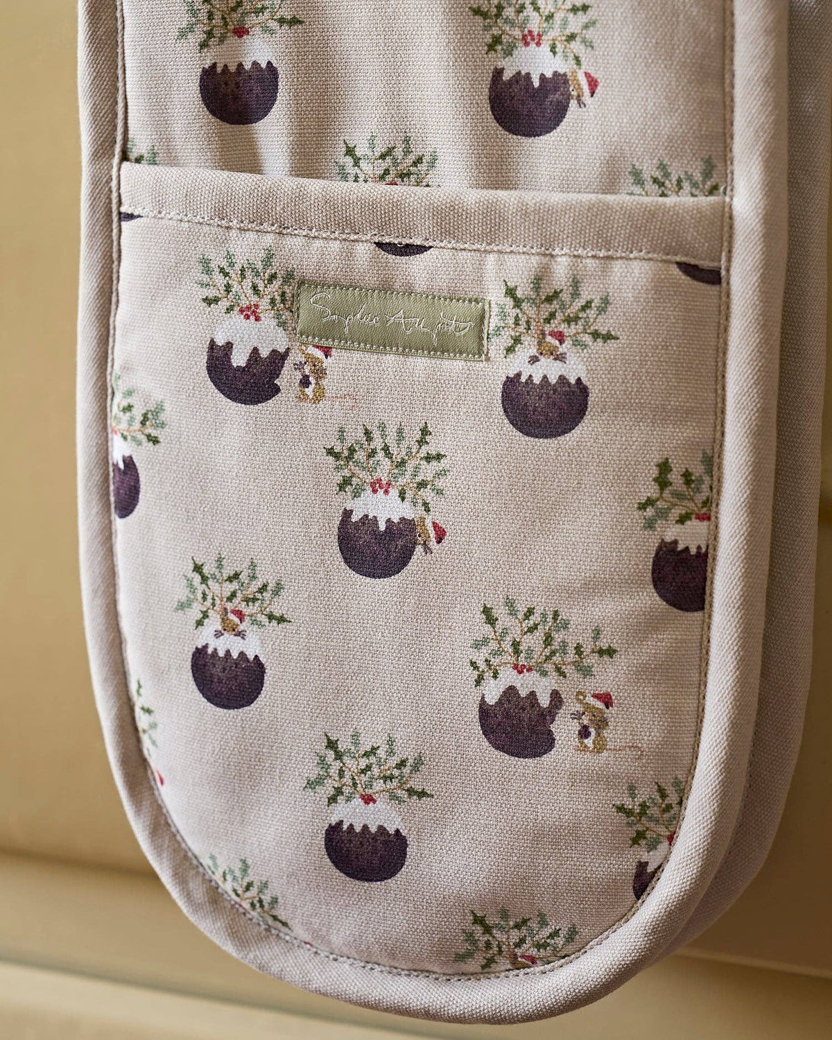 Chistmas Puddings Double Oven Glove