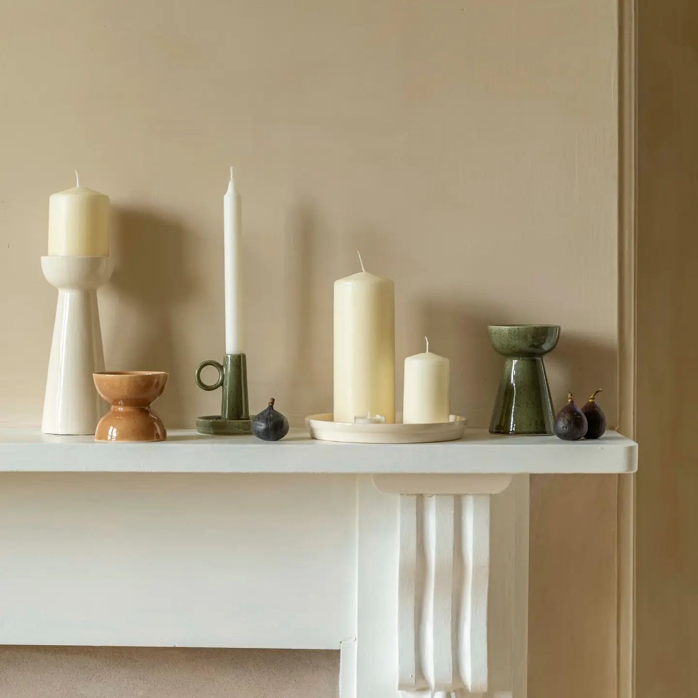 Bowen Ceramic Pillar Candle Holder - Moss image 0