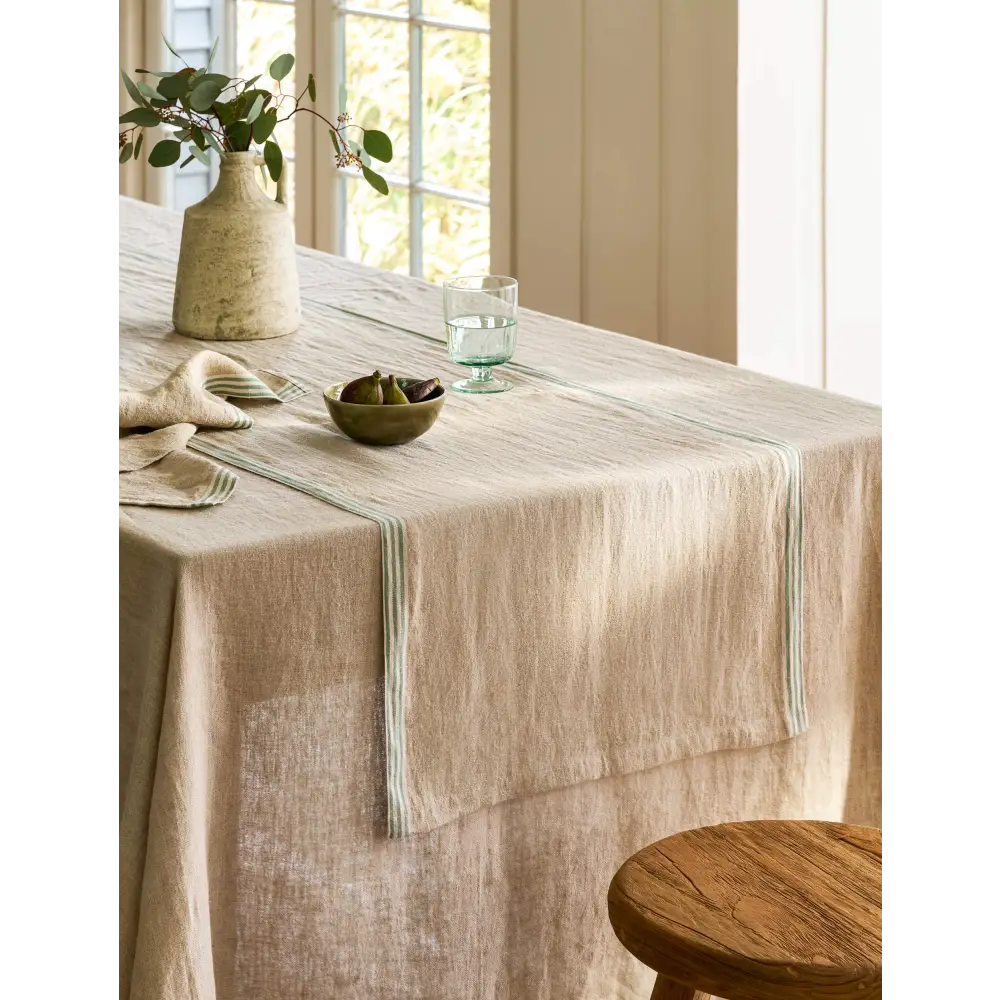 Hanstone Stripe Edge Runner Rosemary