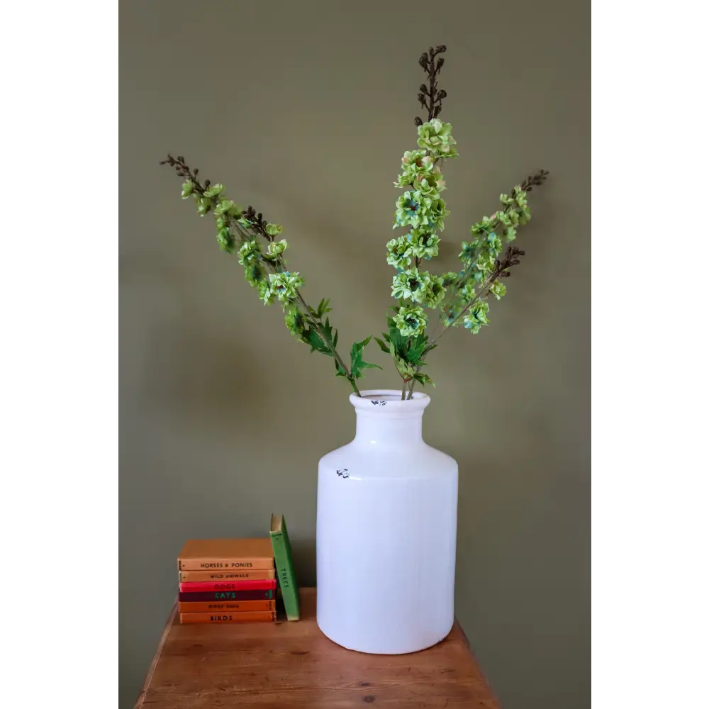 Tall Green Hops Stem